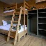 Boutique Alpi - Private Sauna & Garden Daire *