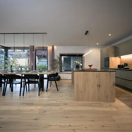 Apartamento Boutique Alpi - Private Sauna & Garden *