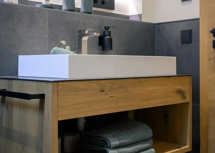 Boutique Alpi - Private Sauna & Garden Garmisch-Partenkirchen