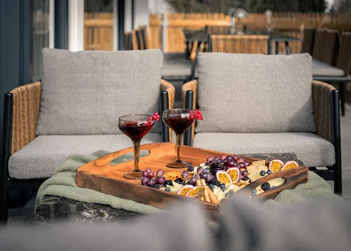 Boutique Alpi - Private Sauna & Garden Apartamento