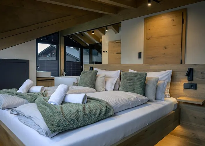 Boutique Alpi - Private Sauna & Garden